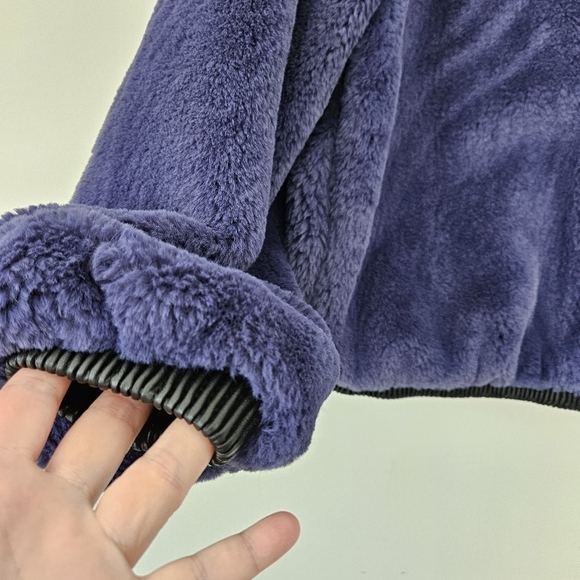 Volcom purple faux fur oversized bomber jacket size XL - Picture 5 of 10